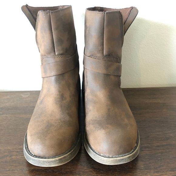 blume brown biker boot